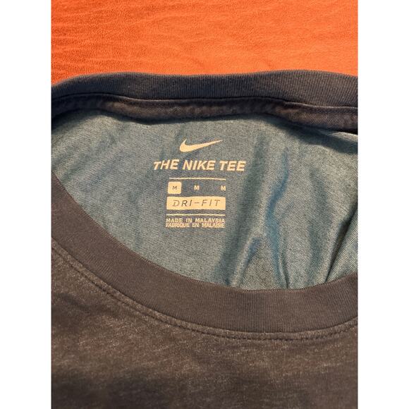 Nike dri-fit teal crew neck t-shirt, size M - Picture 5 of 5